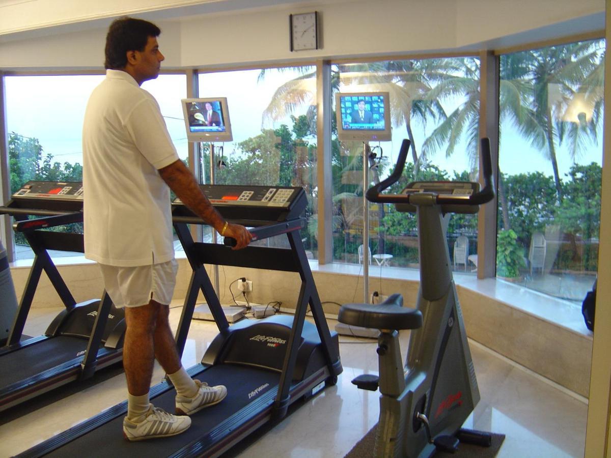 Ramada Plaza By Wyndham Palm Grove Hotel Mumbai Kültér fotó